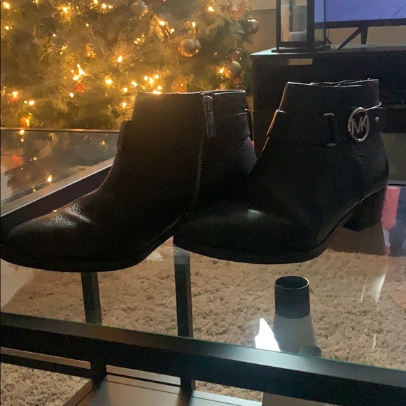 ORIGINAL Michael Kors ankle boots - Picture 2 of 3